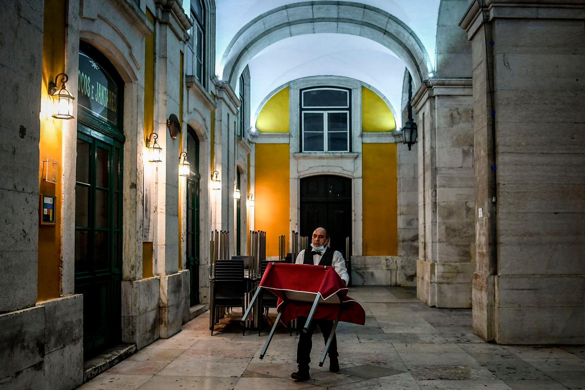 Portugal Enters State of Emergency With 70 Percent of Population Under Curfew