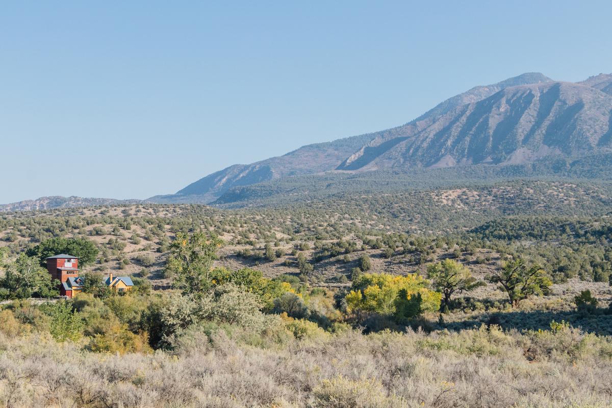 Making Wine at 5,340 Feet: Sutcliffe Vineyards 