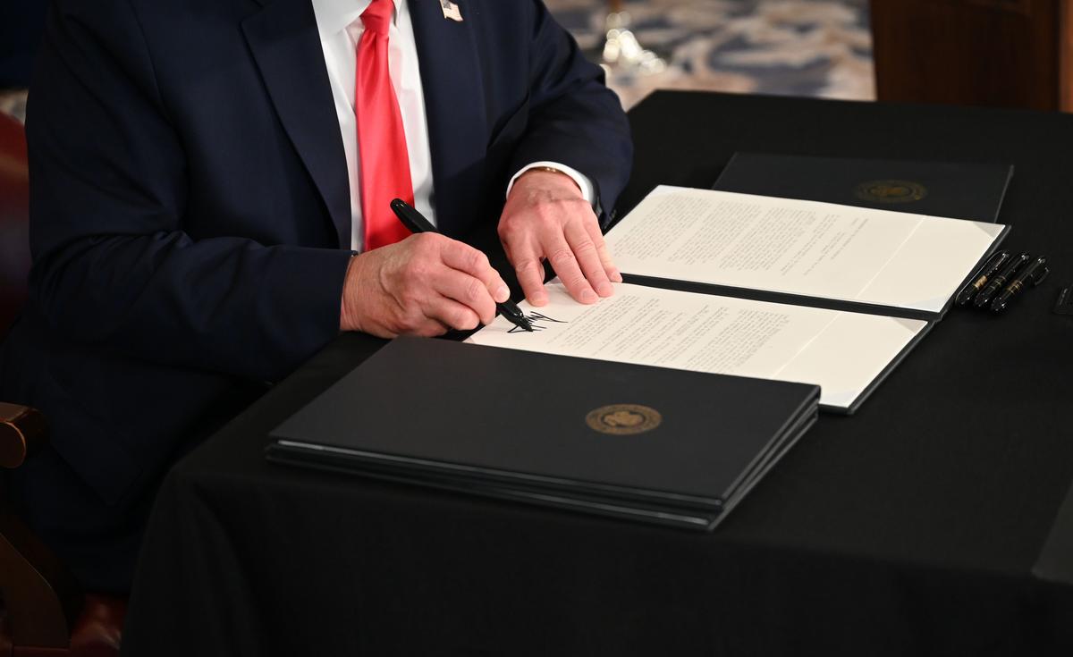 Trump Signs Executive Order Promoting Trustworthy US Government AI Use