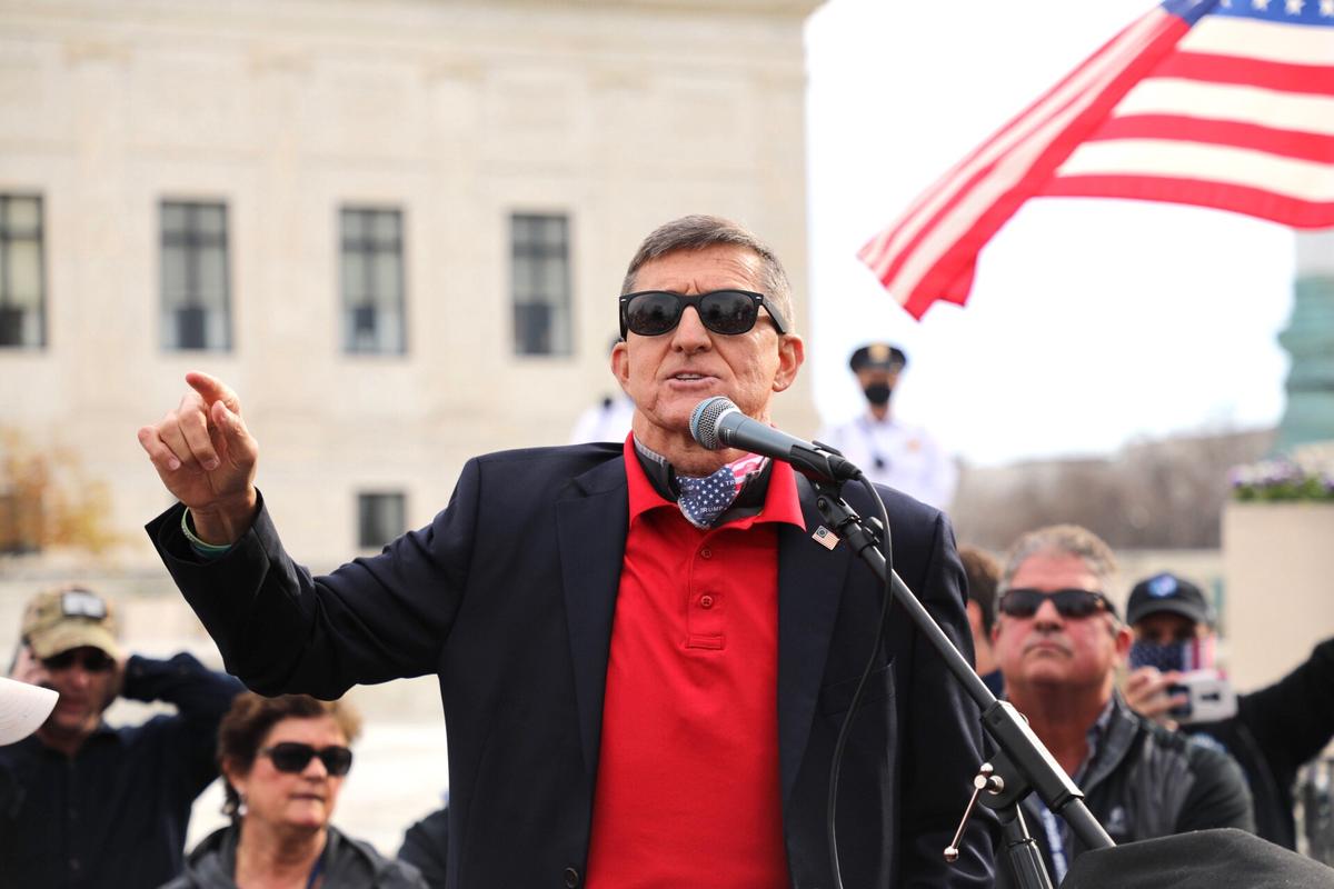 Flynn: Foreign Intelligence Agencies Were Monitoring US Election, Willing to Provide Information to Trump