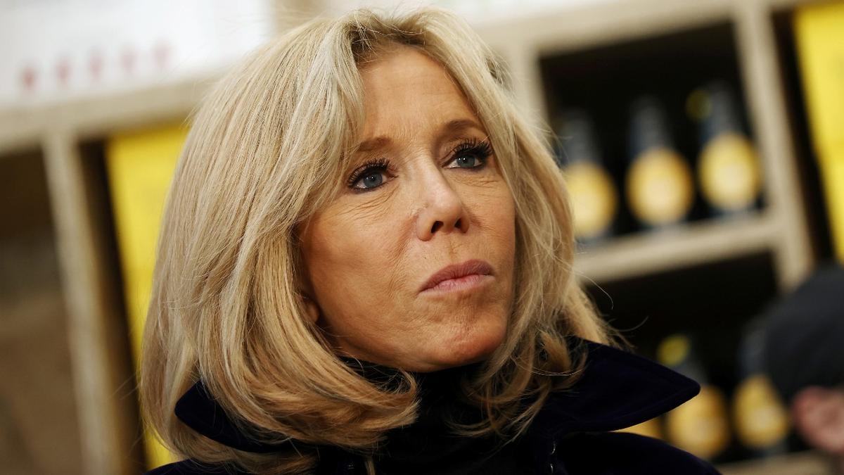 French President’s Wife Tested Positive for COVID-19 in Late December: Media