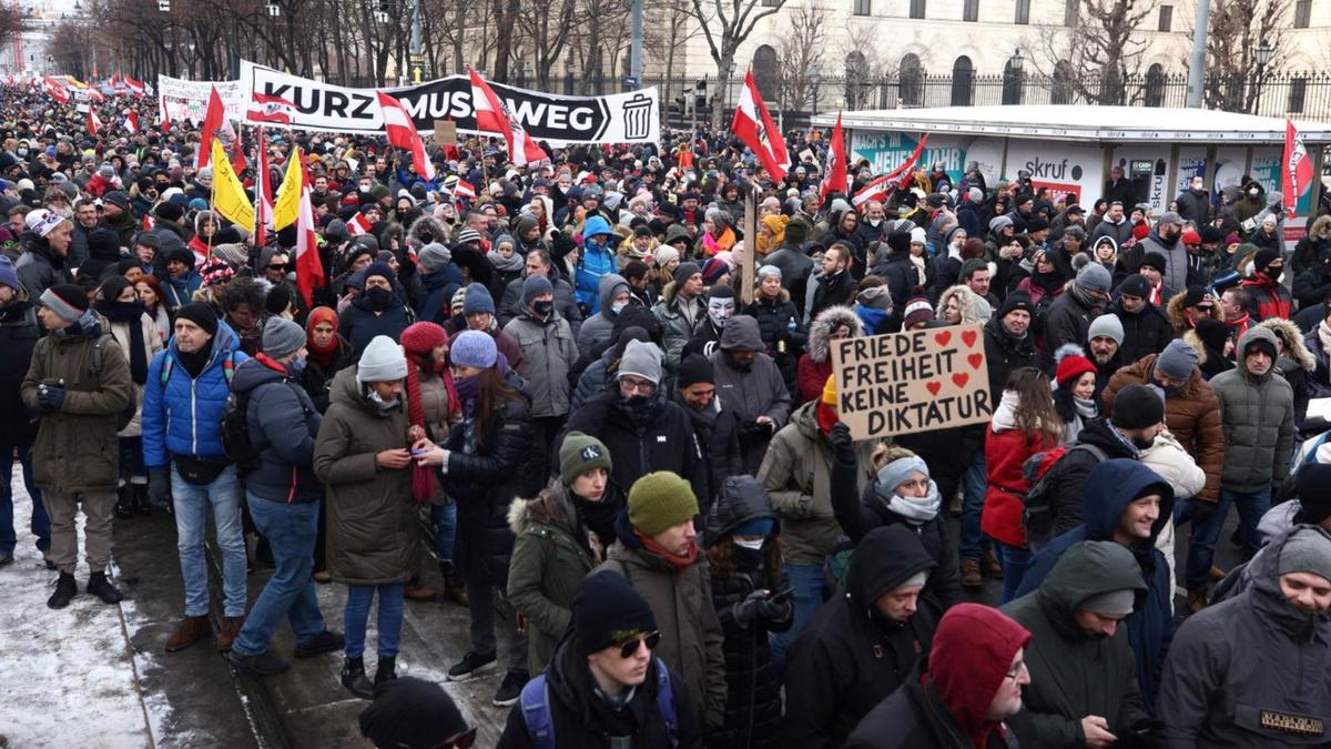 Thousands March in Vienna Against Coronavirus Restrictions