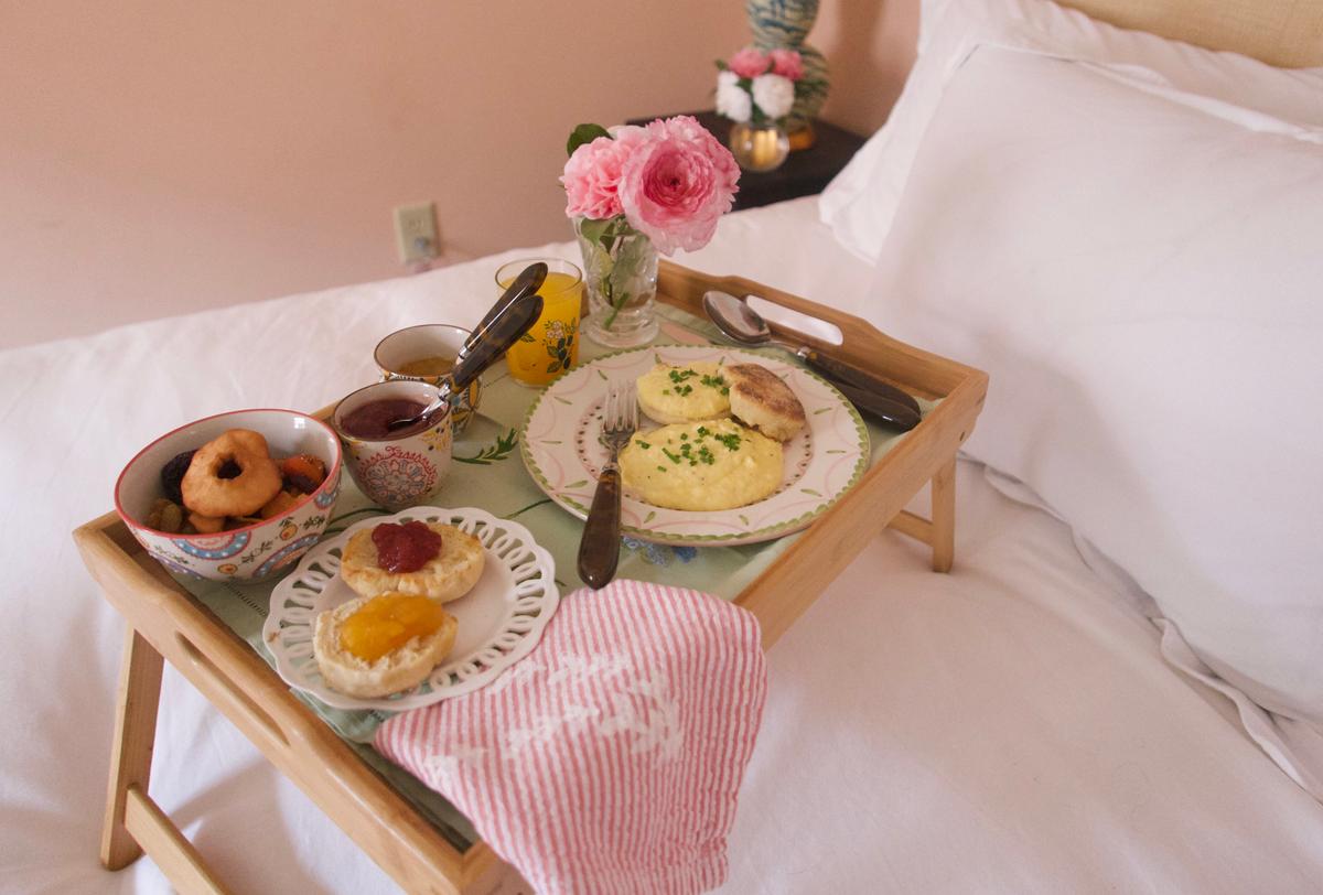The Simple Luxury of Brunch in Bed