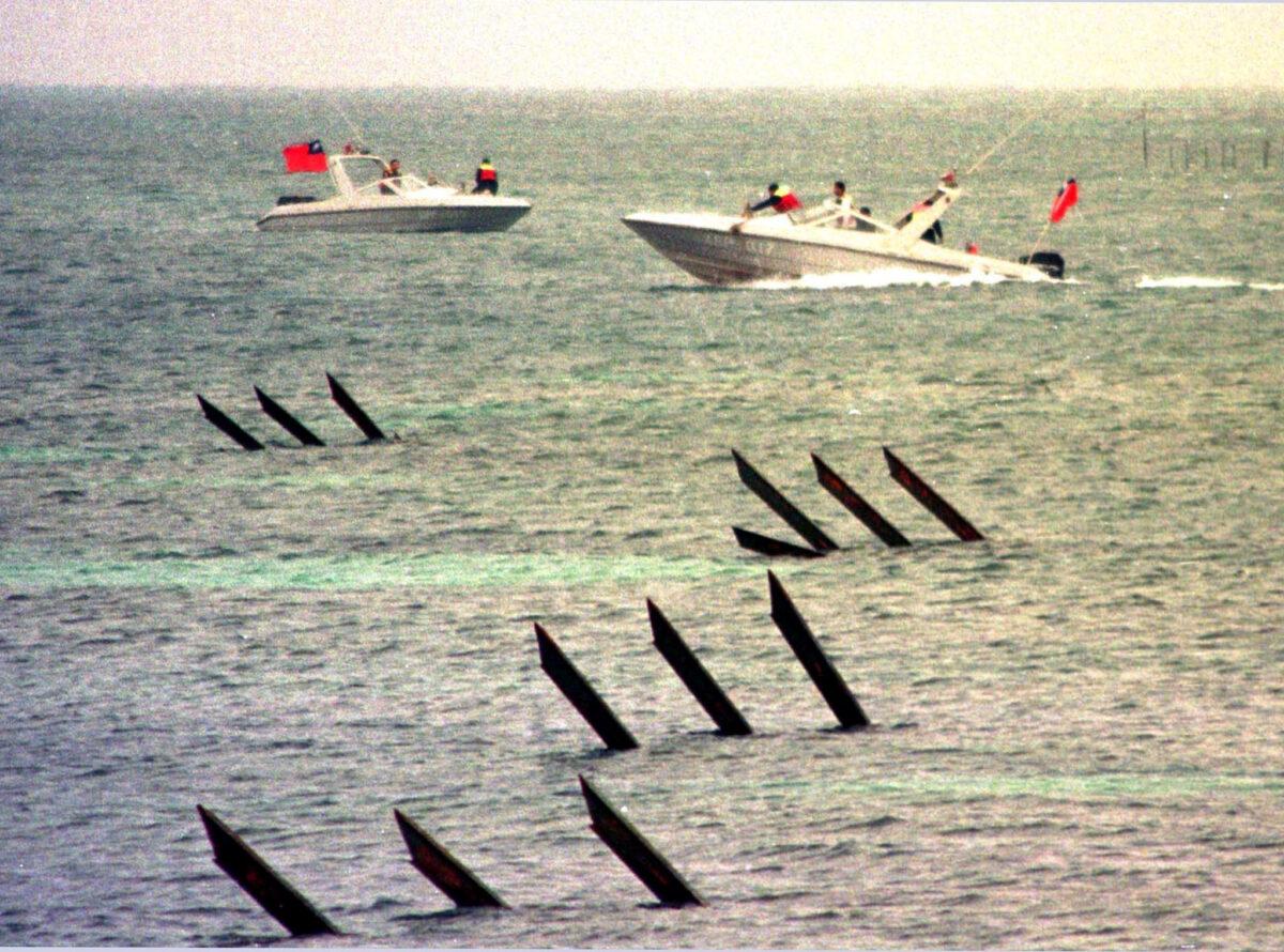 Taiwan coast guard patrol boats along the coast of the Pratas Islands, in a file photo. (C.C./Retuers)