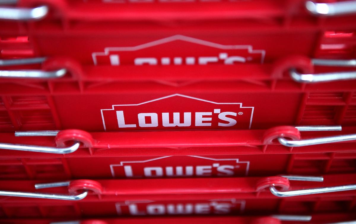 Lowe’s Hiring More Than 50,000 Workers This Spring