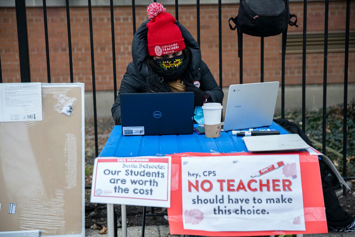 Chicago Mayor: ‘Tentative Agreement’ Reached to Reopen Schools
