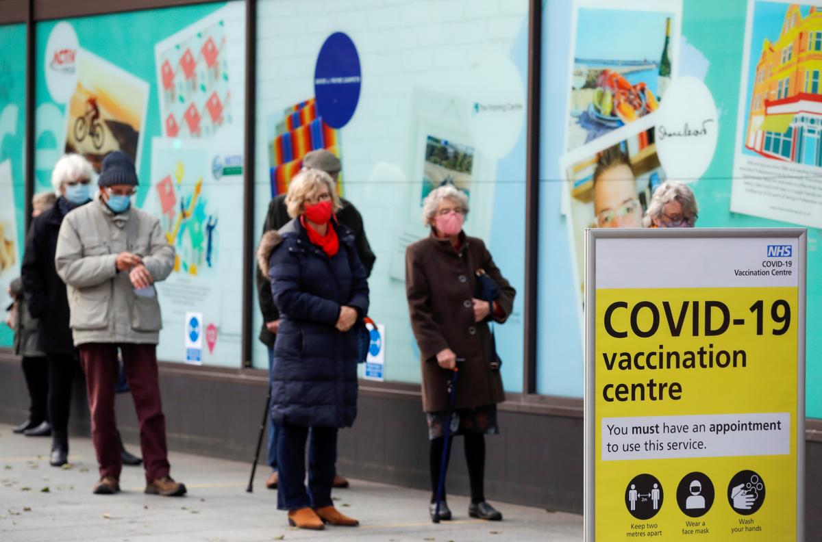 Updates on CCP Virus: World Won’t Be Adequately Vaccinated Until 2027, Specialists Predict