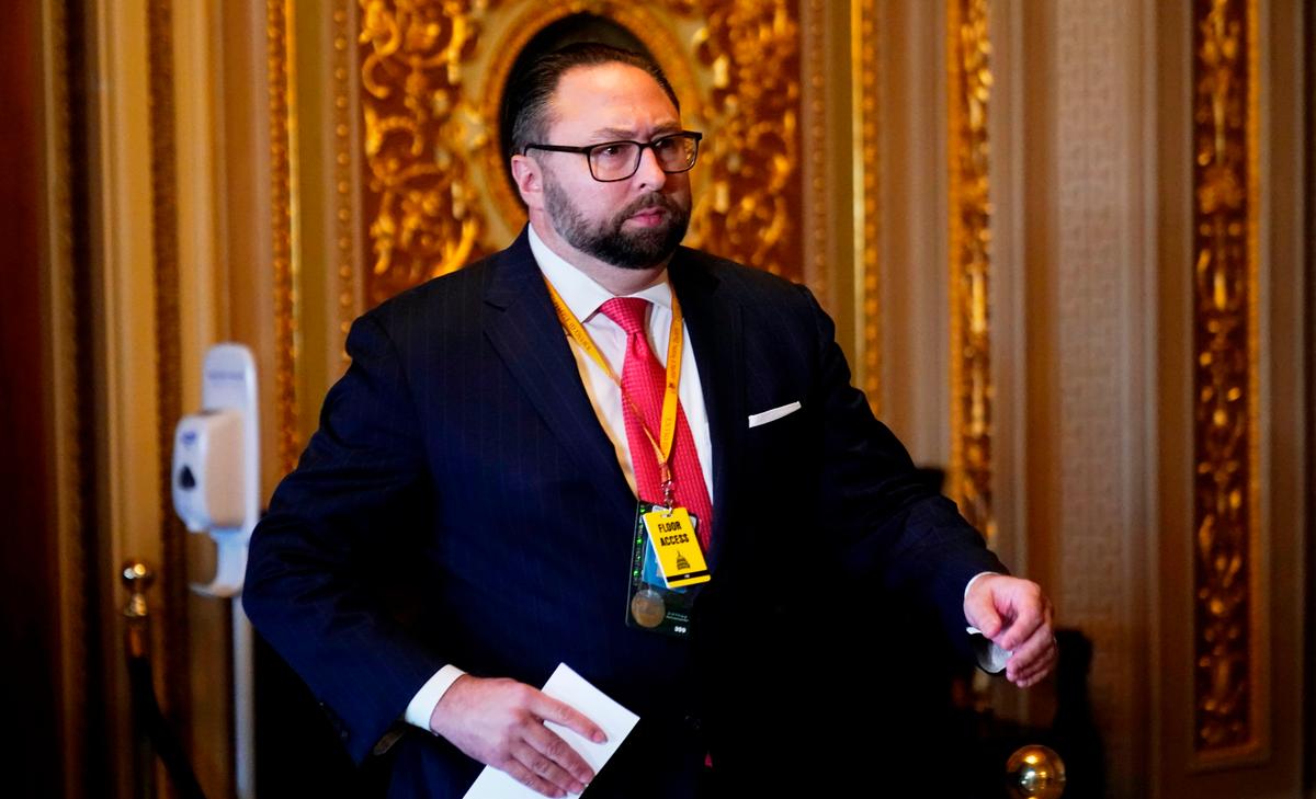 Trump Eyeing ‘Upgrade’ Over Georgia’s Gov. Kemp, Adviser Says