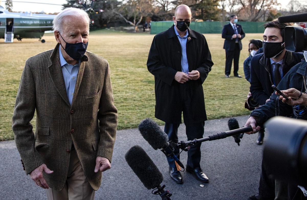 Biden Declines to Say Whether Cuomo Should Resign, Will Wait for Probe Results