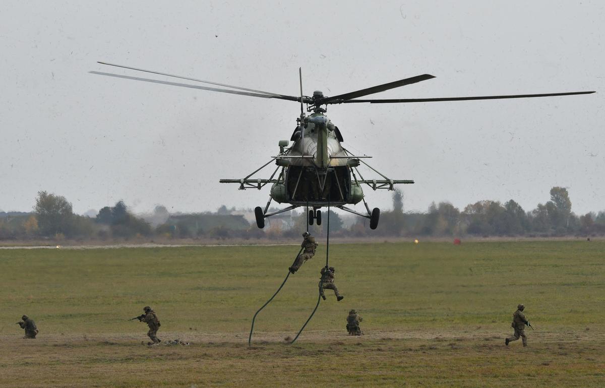 Ukraine to Return Ownership of Jet Engine Maker From Chinese Investors