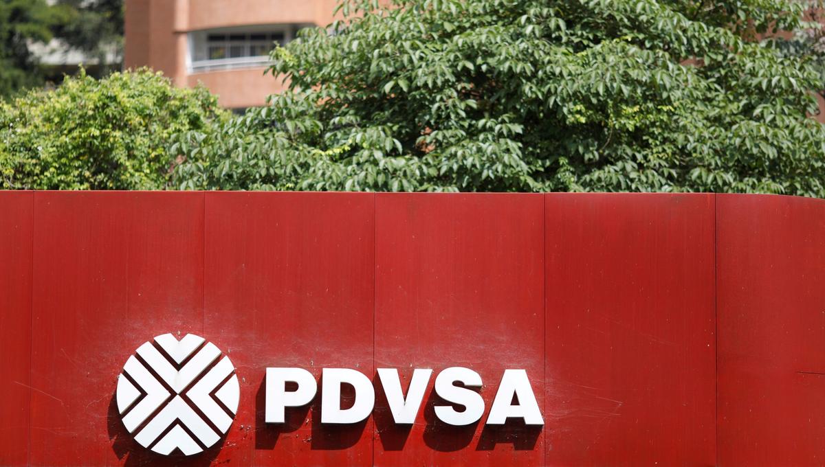 Venezuela Gas Pipeline Tract Explodes; Oil Minister Blames Attack