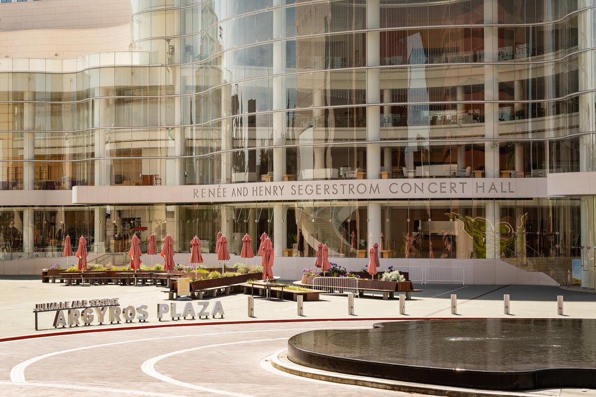 Orange County’s Entertainment Venues Seek Clarity on Reopenings