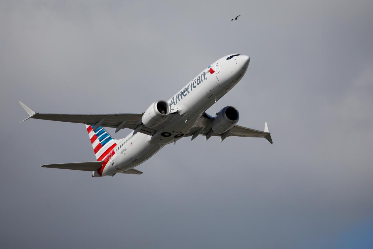 American Airlines Expects First-Quarter Revenue to Plunge 62% vs 2019