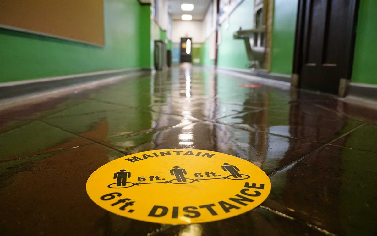 Science Says If You’re Vaccinated, Enjoy Life Again