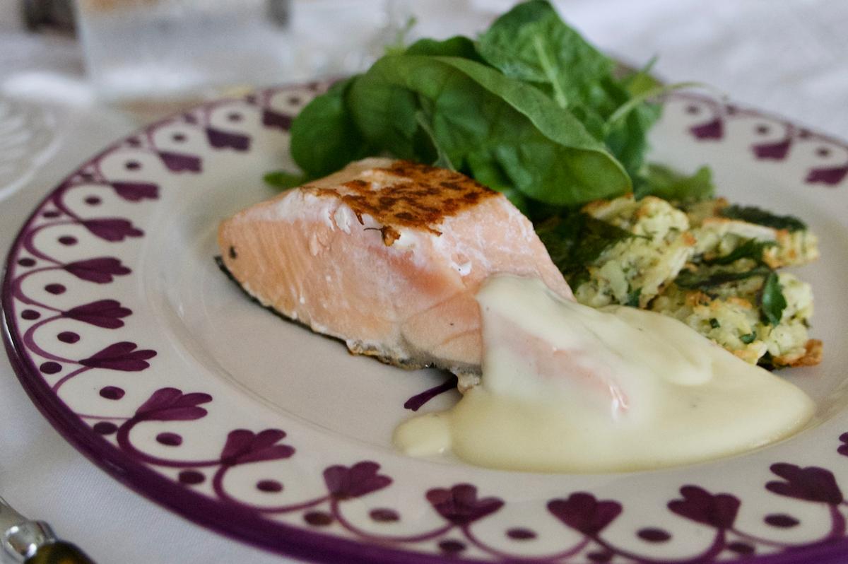 Pan-Seared Salmon With Faux Hollandaise