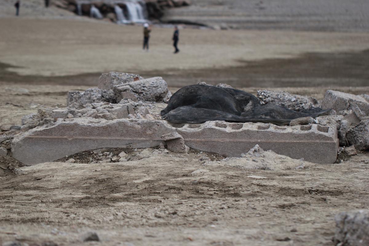 Drained Lake Reveals Remnants of Lost Italian Village