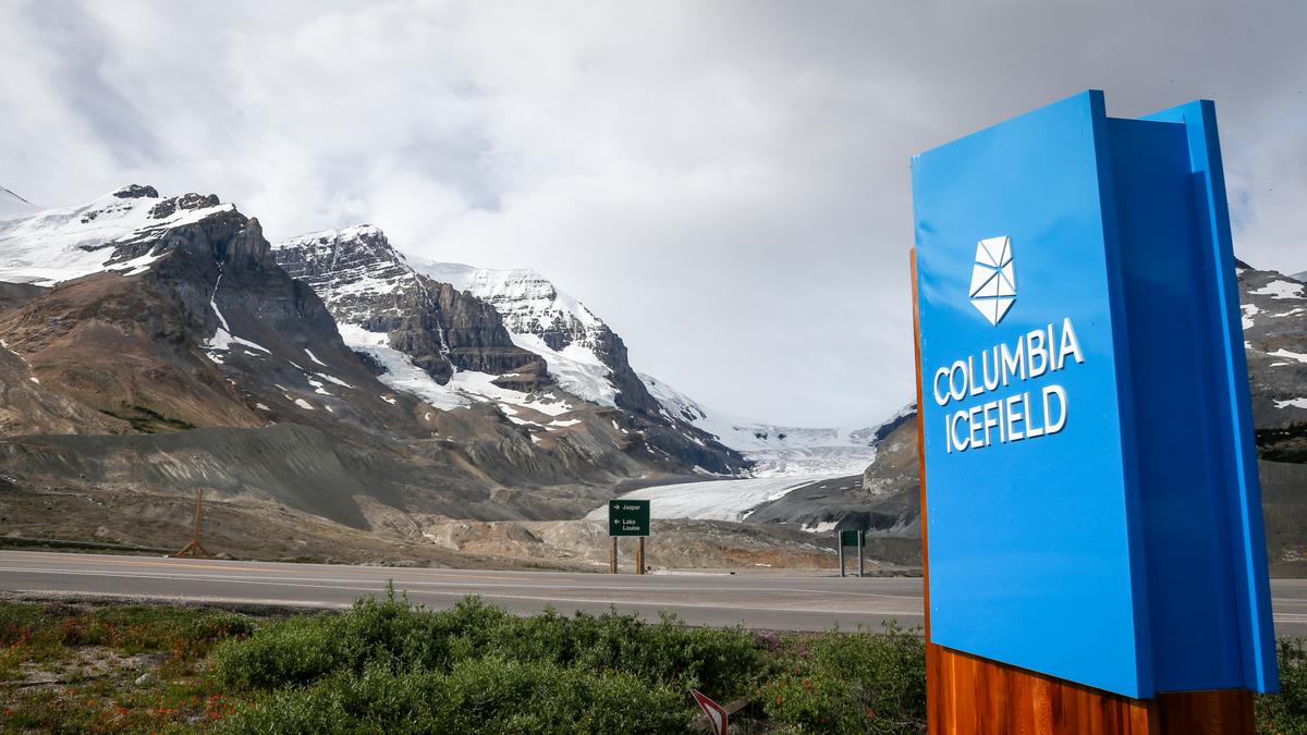 Parks Canada Says Two Dead Following Avalanche on Alberta Mountain