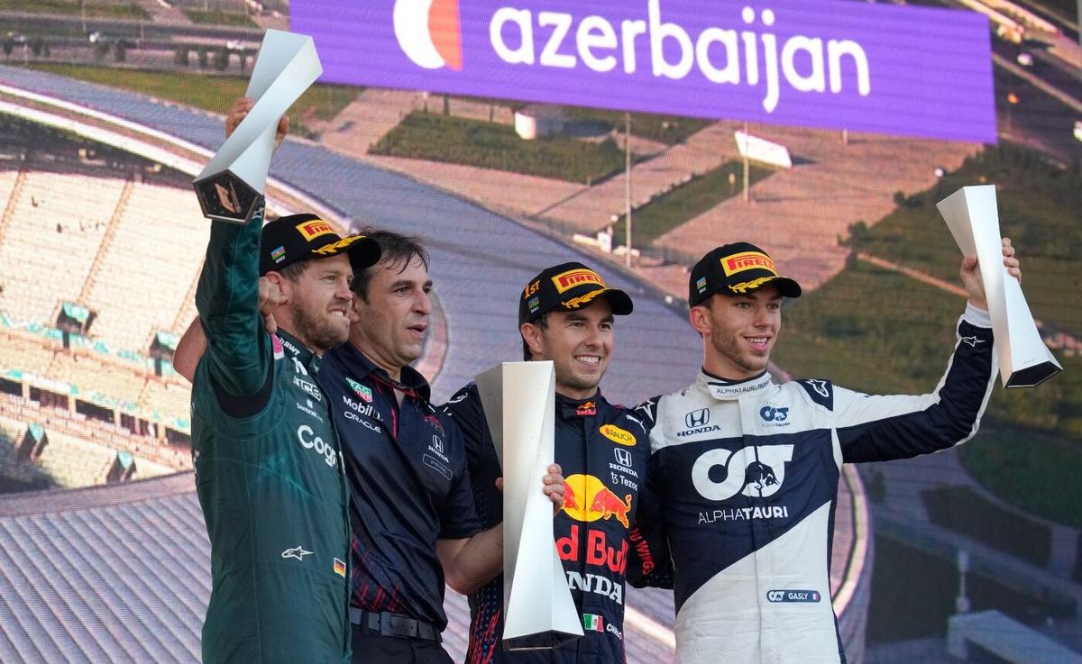 Pérez Wins Azerbaijan GP After Verstappen Crashes From Lead