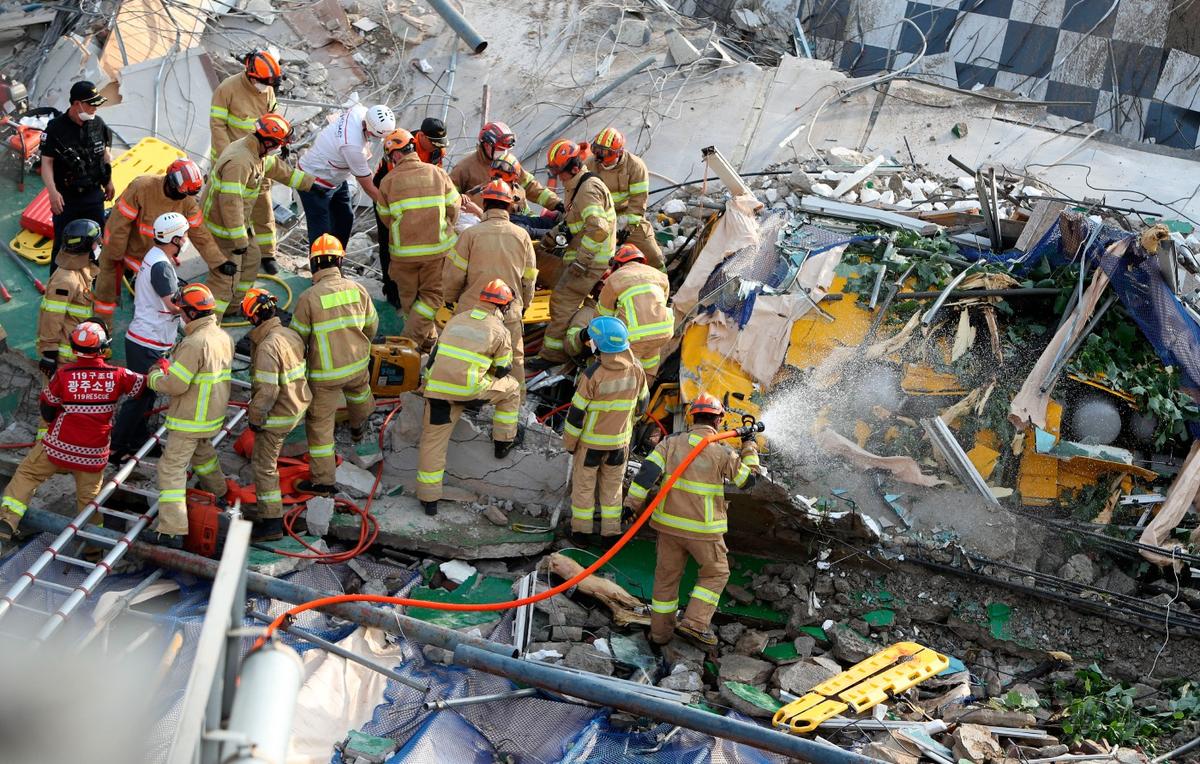 Building Collapse in South Korea Kills 9, Injures 8