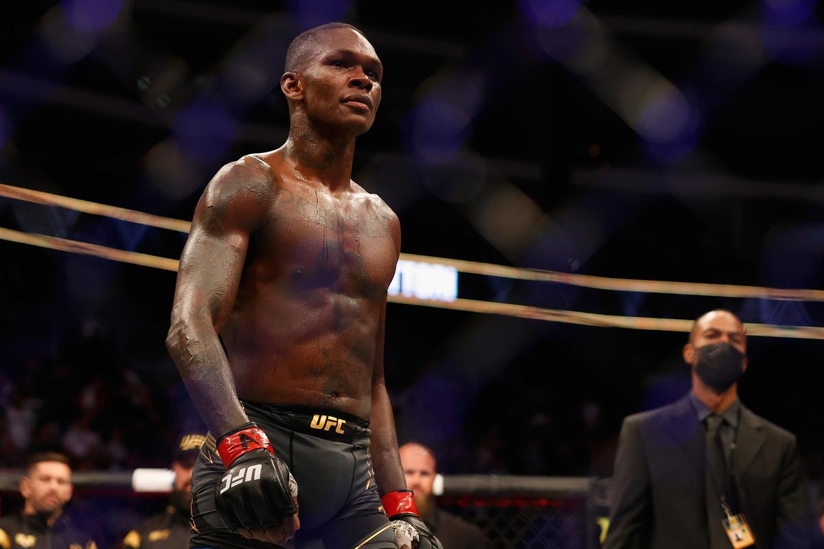 Adesanya Beats Vettori to Defend Title at UFC 263