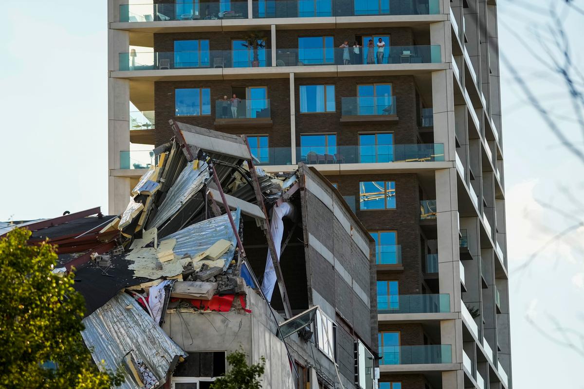 5 Killed in School Construction Site Collapse in Belgium