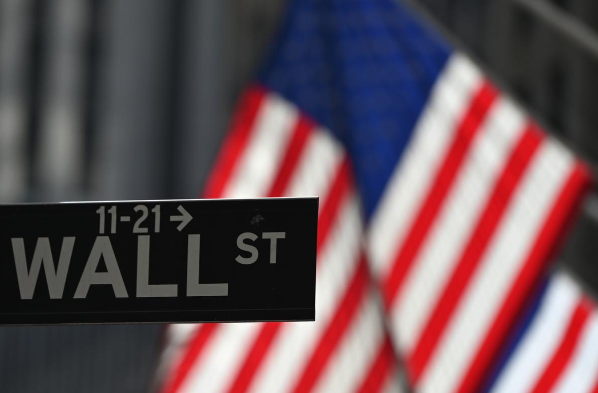 Wall Street Opens Lower as UK’s Truss Resigns as PM