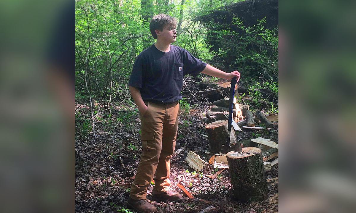 Teen Lumberjack Who’s Been Chopping Wood Since Age 6 Starts Own Business Selling Firewood