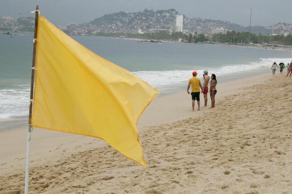 Hurricane Enrique to Weaken on Monday, Mexico at Risk of Flash Floods
