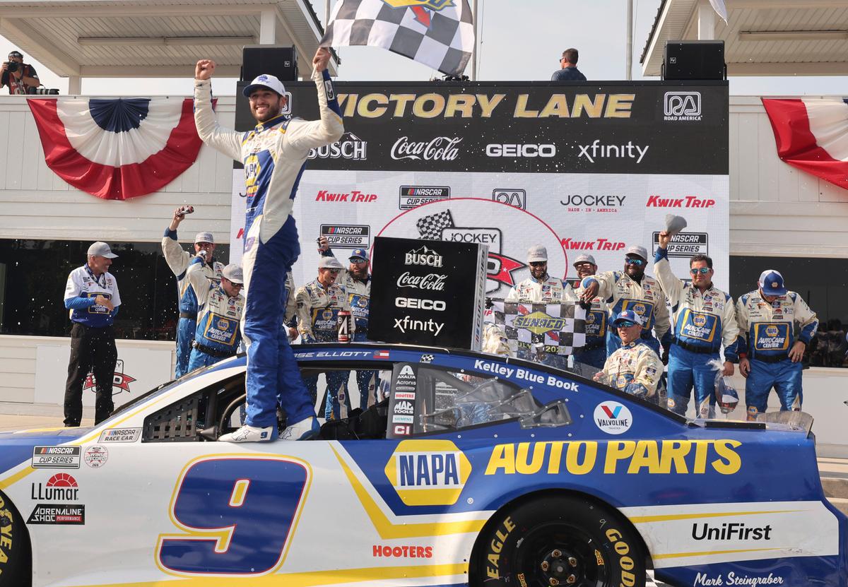 Champion Elliott Learns to Savor Wins in Season of Growth