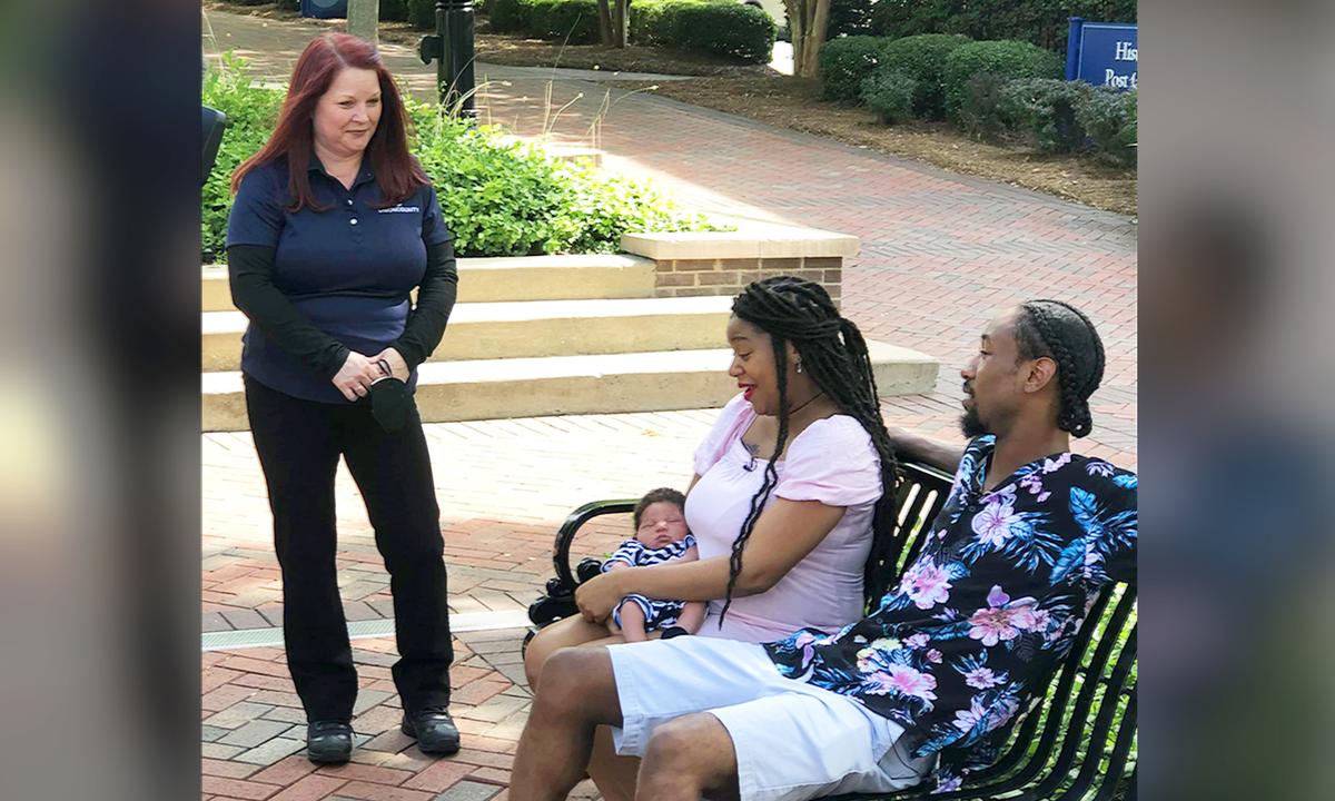911 Operator Meets North Carolina Mom and Newborn She Helped Deliver Over the Phone