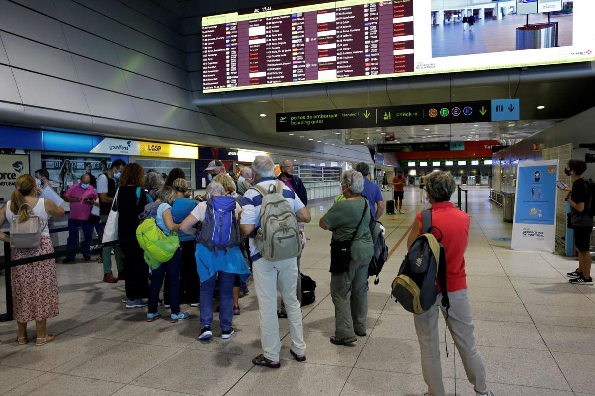 Portugal Flights Disrupted in Second Day of Airports Strike