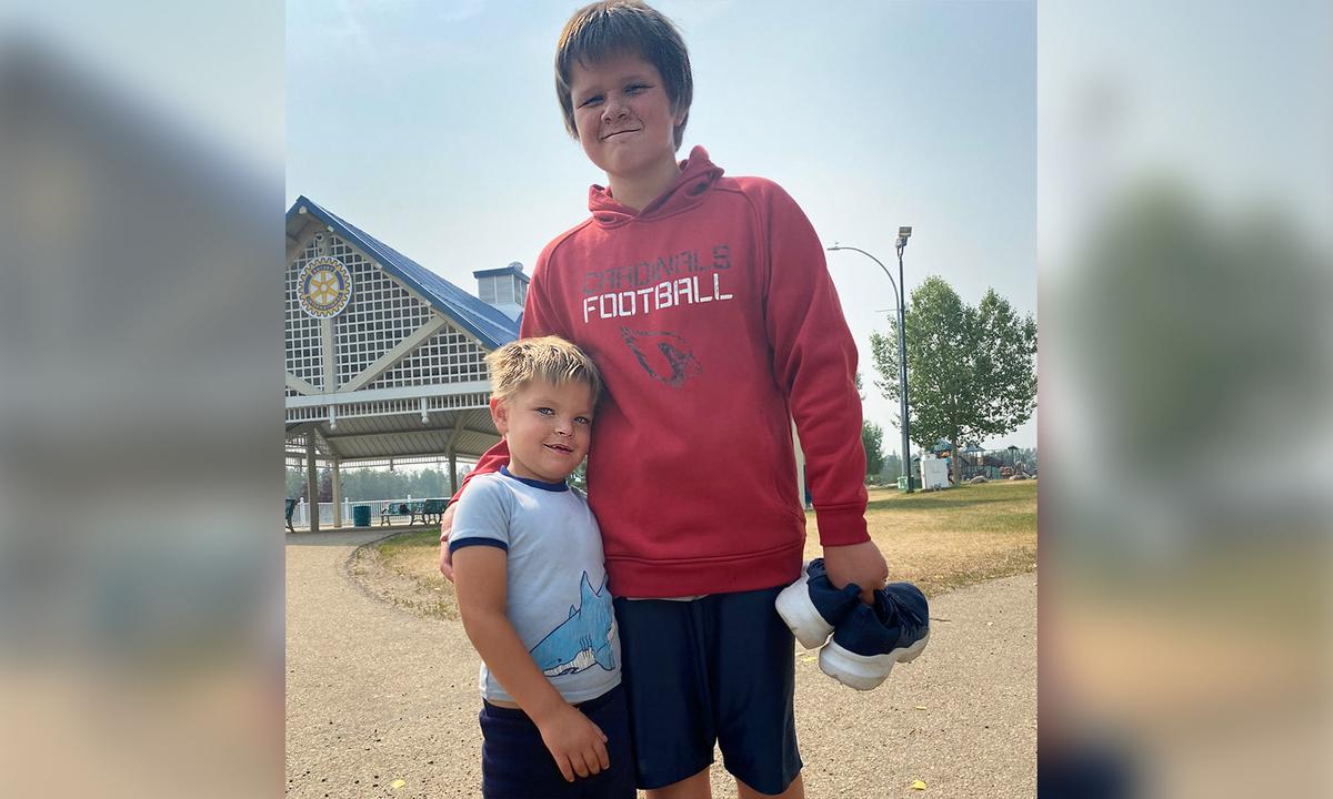 Autistic Boy, 11, Sees 5-Year-Old Drowning While Swimming in Park, Jumps In to Save His Life