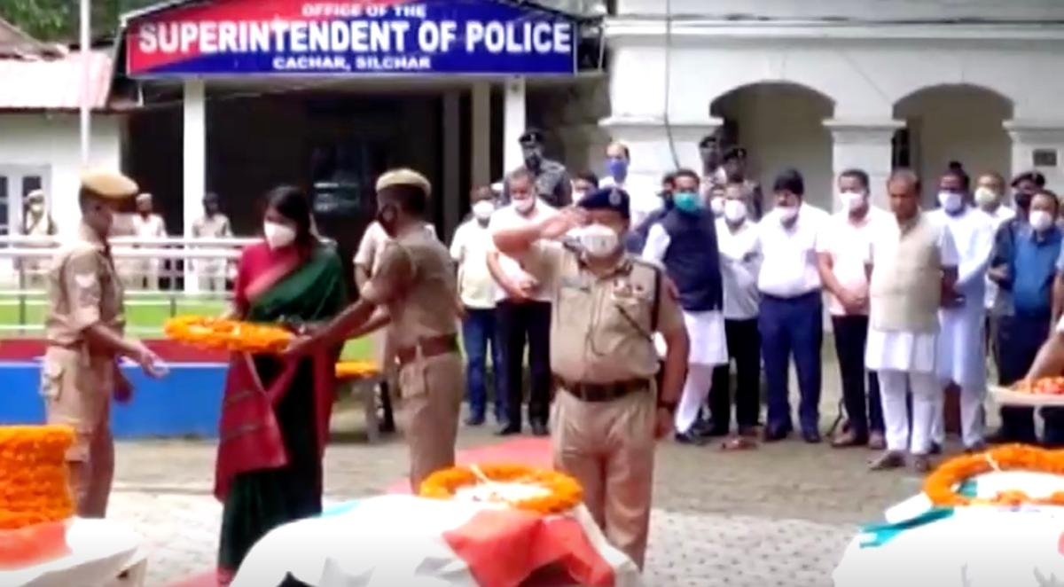 India Police Pay Tribute to Officers Killed During Clashes With Border State