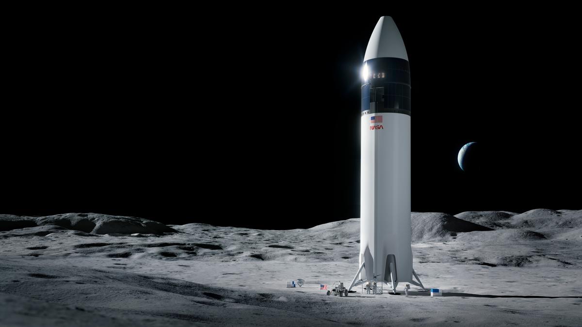 Bezos Loses Appeal of NASA’s Plans to Use Musk Moon Lander