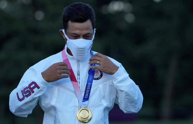 Xander Schauffele With 2 Clutch Putts Gives US Gold In Golf The Epoch 