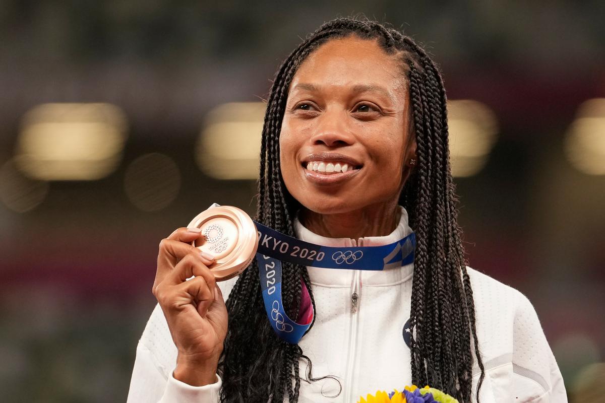 American Felix Sets New Women’s Olympics Medal Record