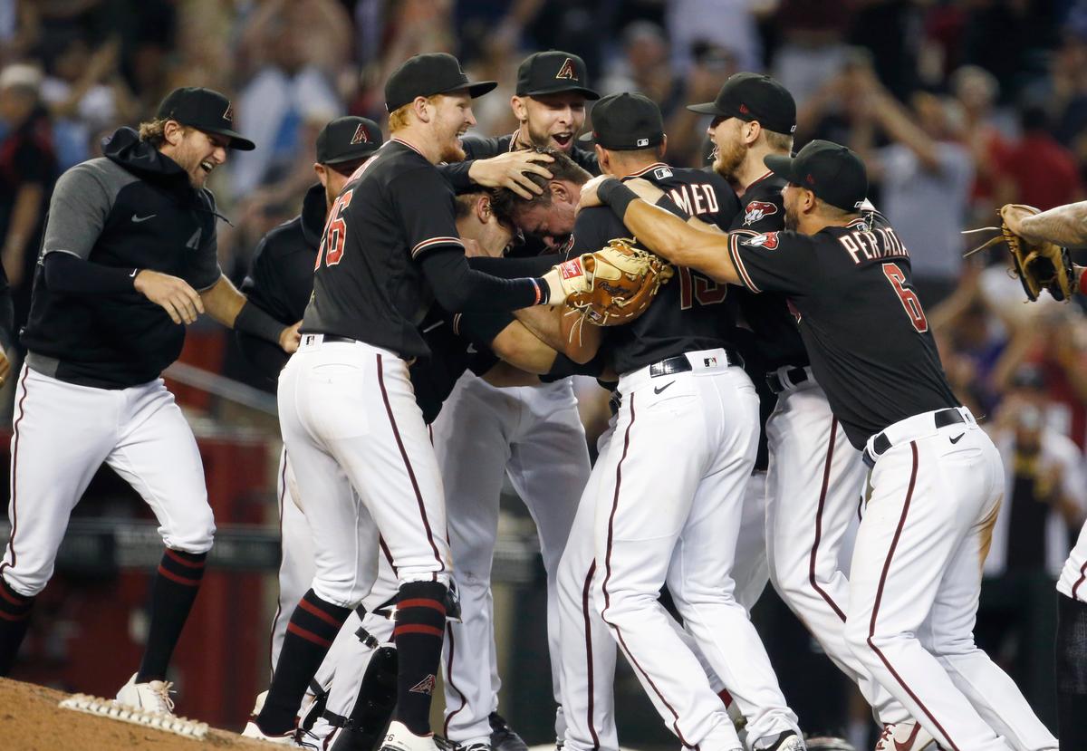 MLB Roundup: Tyler Gilbert Throws No-hitter in First MLB Start