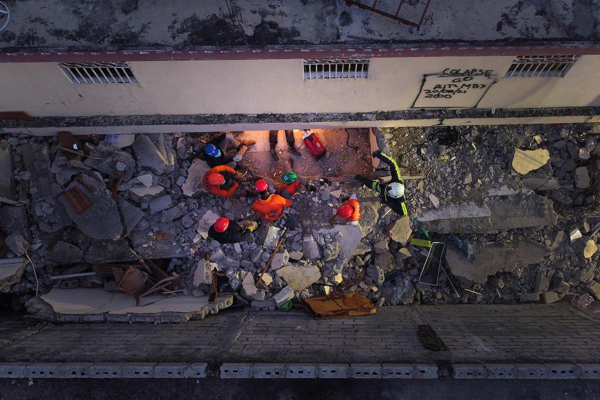 Haiti Raises Earthquake Death Toll, Passes 2,200