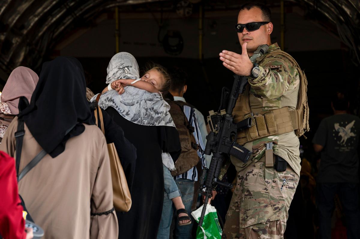 Pentagon Starts Drawing Down US Forces From Afghanistan as Deadline Looms