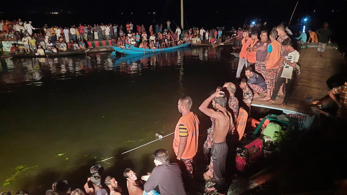Passenger Boat in Bangladesh Sinks After Collision, 22 Dead
