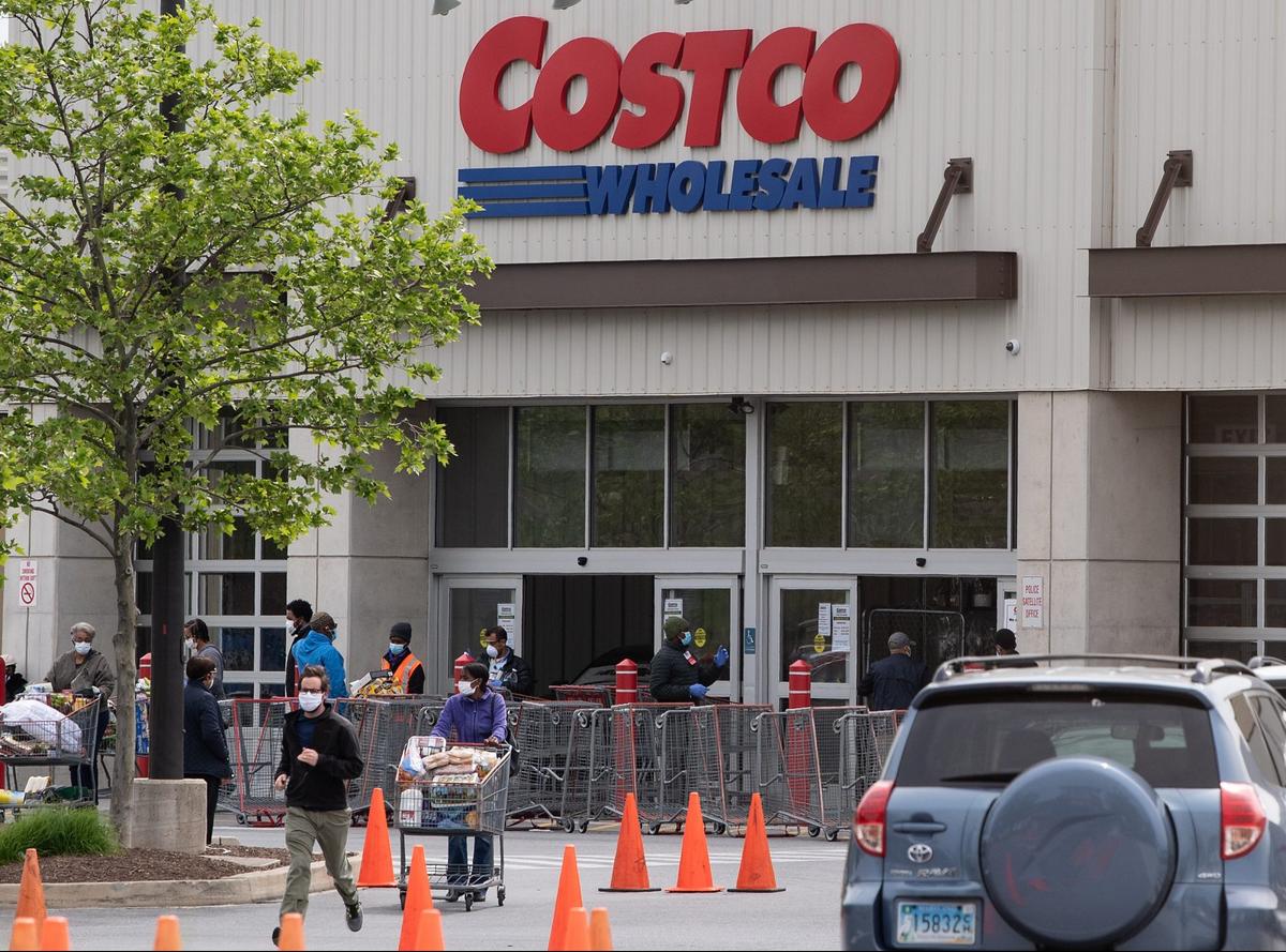 Shoppers Claim Costco Requiring Membership ID Scans to Enter Outlet