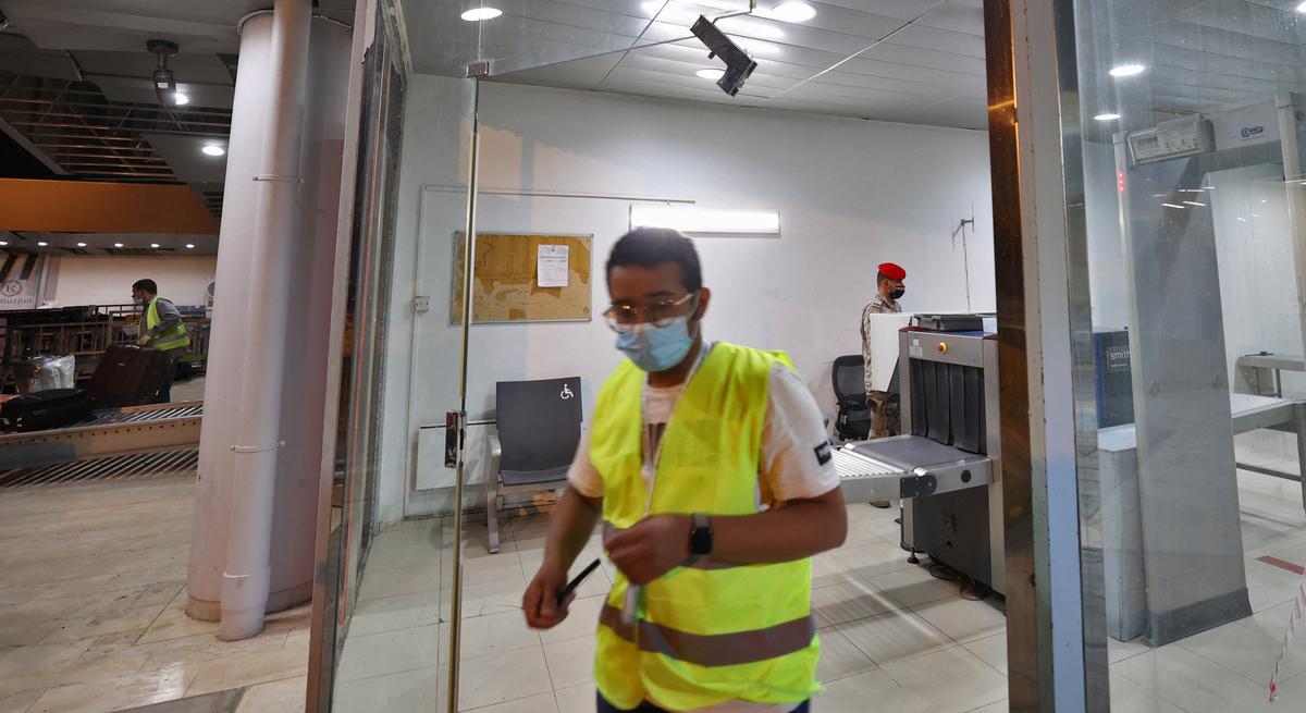 8 Wounded in Houthi Drone Strikes on Saudi Abha Airport