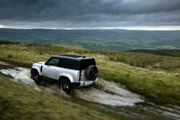 Going off-road. (Courtesy of Land Rover)