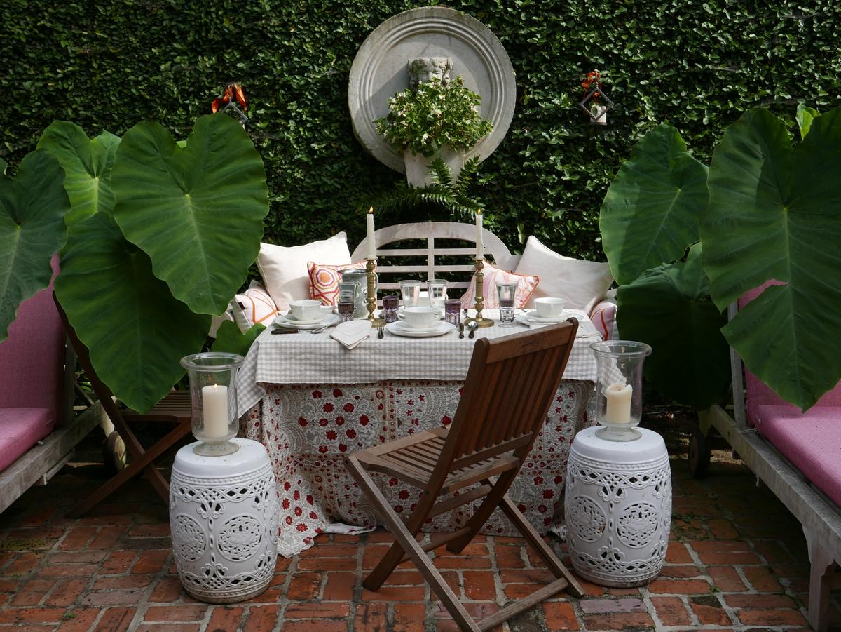 Easy Entertaining: A Dinner in the Garden for Summer’s Last Hurrah