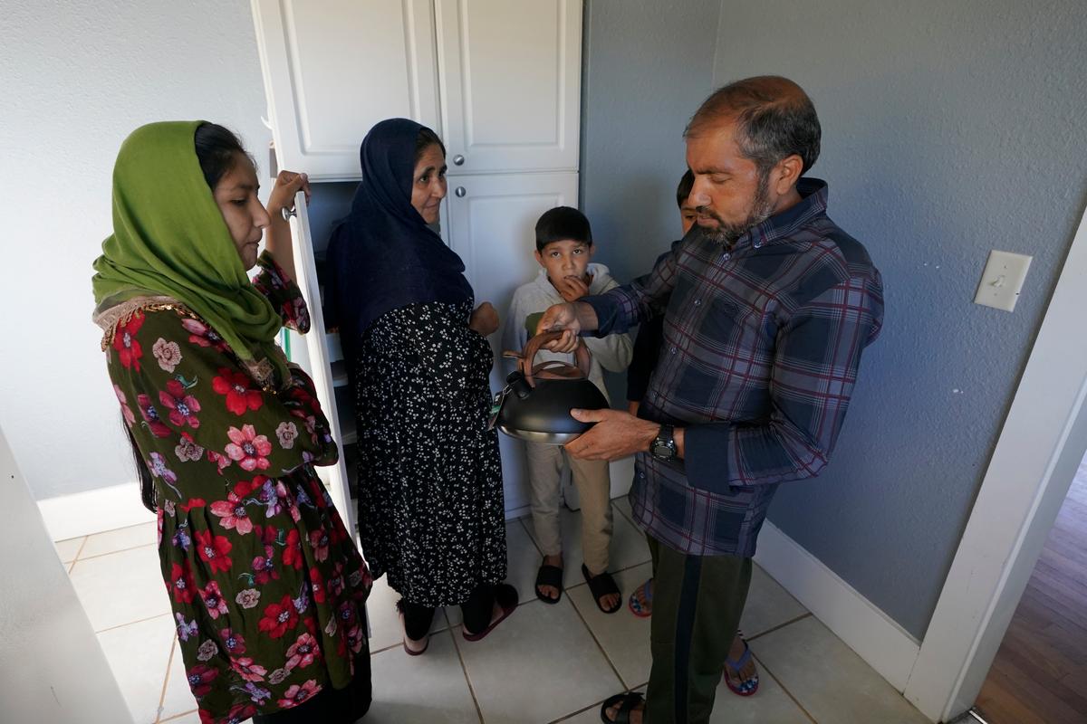 ‘We Were Them:’ Vietnamese Americans Help Afghan Refugees