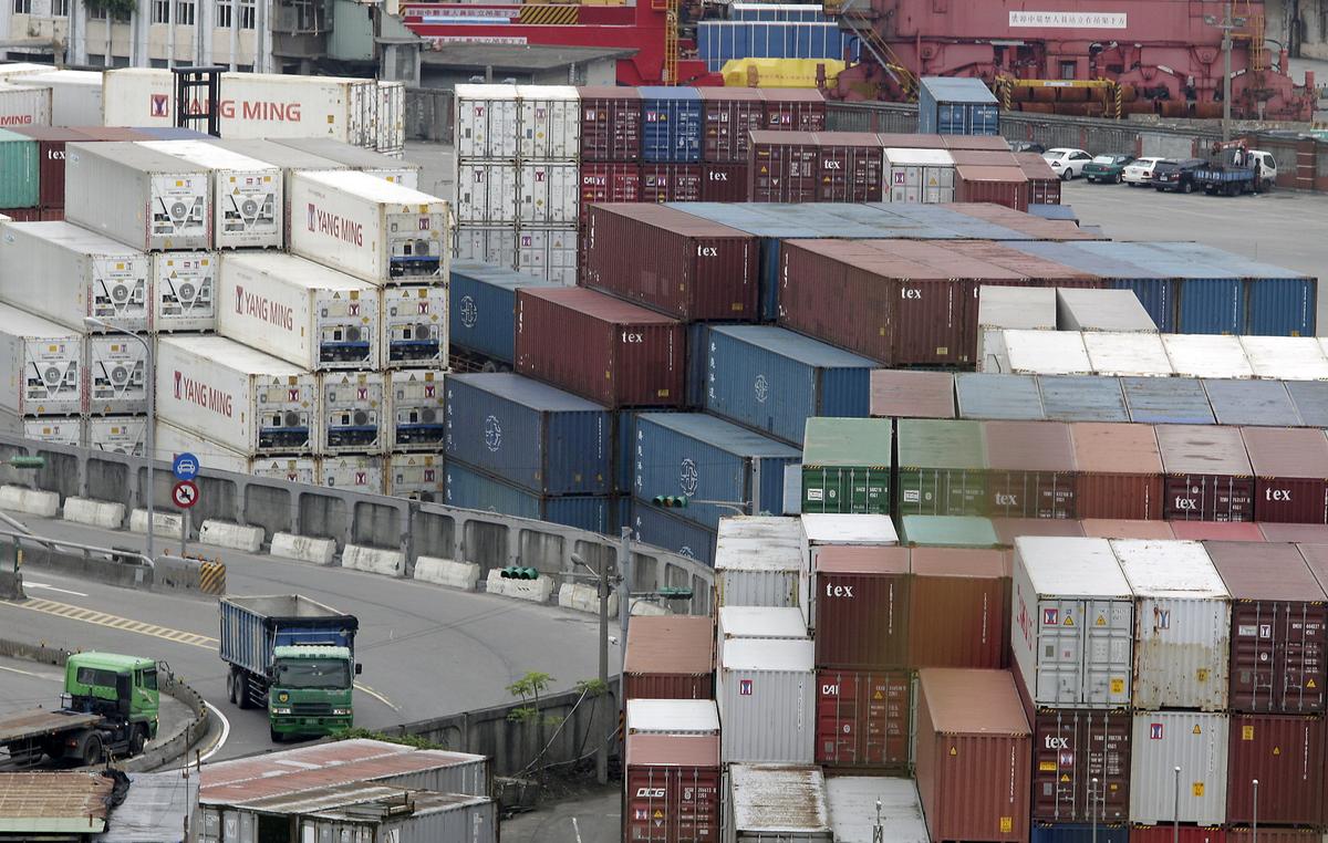 Taiwan August Export Orders Seen Rising for 18th Consecutive Month: Poll
