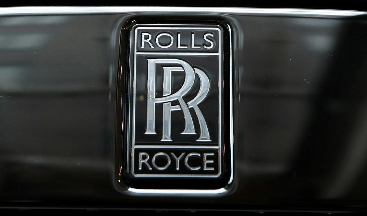 Luxury Carmaker Rolls-Royce to Switch to All Electric Range by 2030