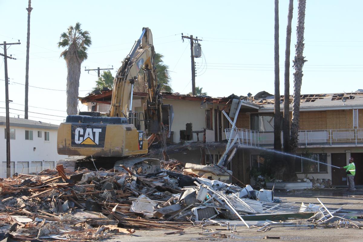 Anaheim Demolishes Motel, Builds Affordable Housing Units