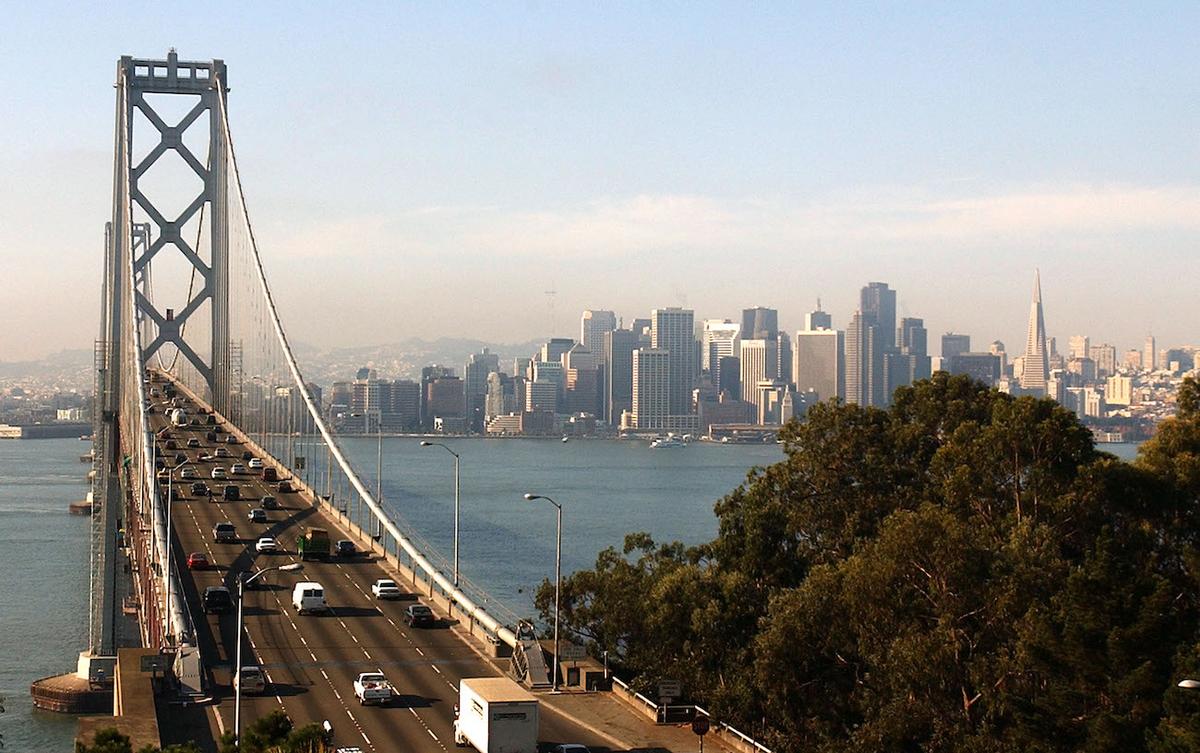 Lawmakers Request Audits on California Bay Area Bridge Tolls, Fuel Regulations