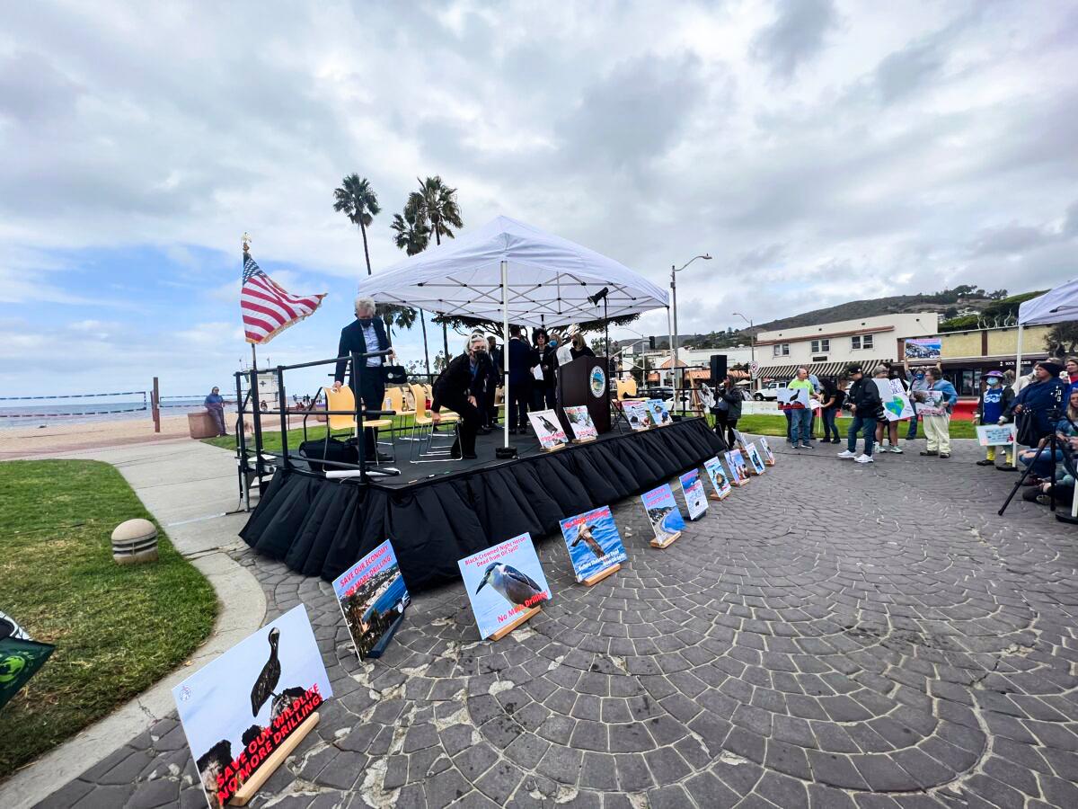 Elected Officials, Environmental Activists Advocate for a Ban on Offshore Oil Drilling